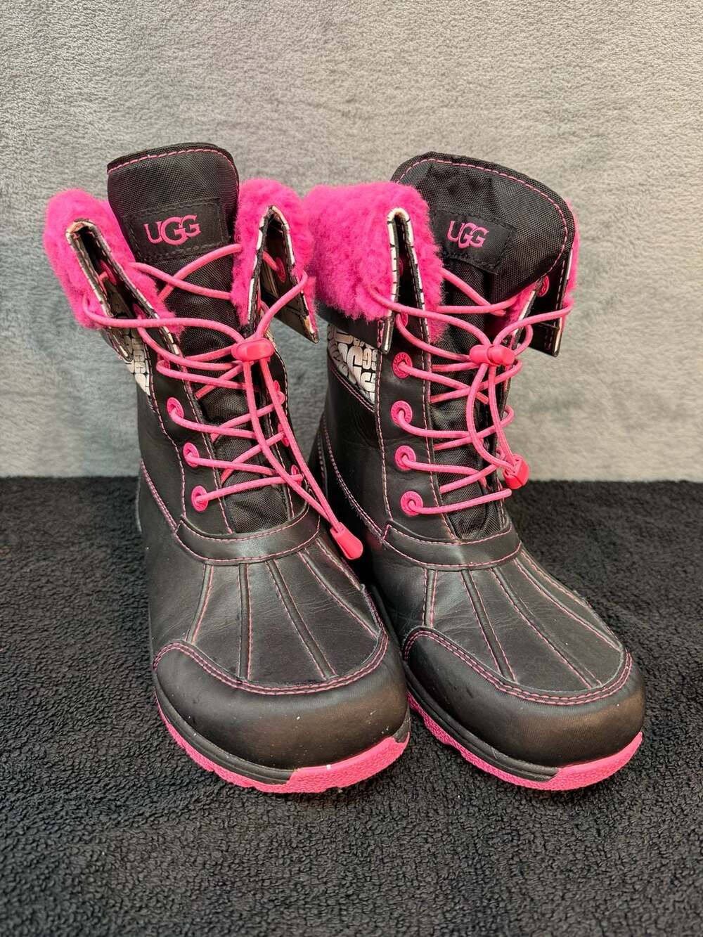 Ugg Butte II CWR Snow Boots Black Pink Faux Fur Waterproof